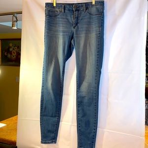 Universal Thread jeans 12L